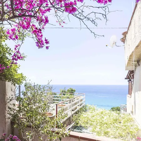 Locazione Turistica Maria Con Vista Mare